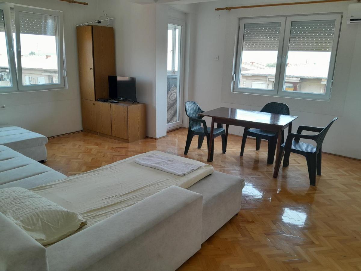 Mm Apartment In A Great Location In Strumica, Mk 6Th Floor 外观 照片